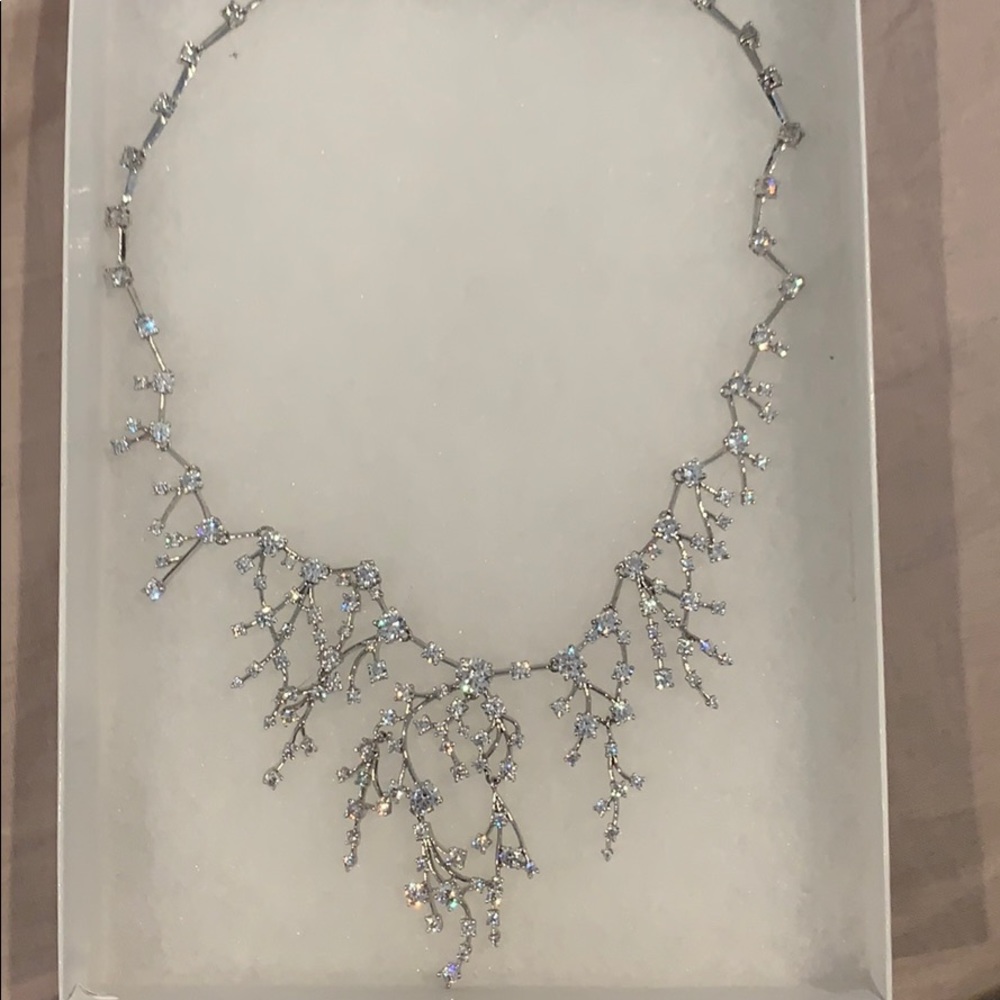 CUBIC ZIRCONIA NECKLACE